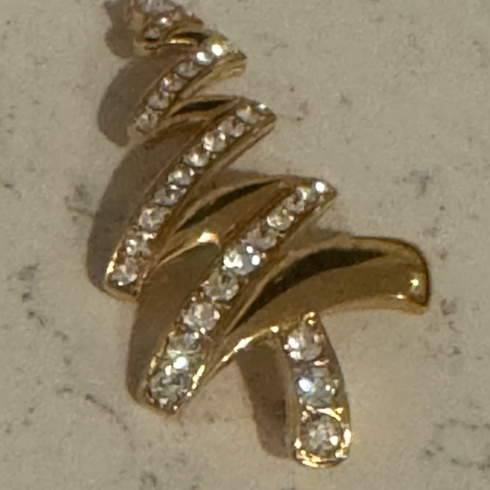 Elegant Gold and Silver Swirl Pendant